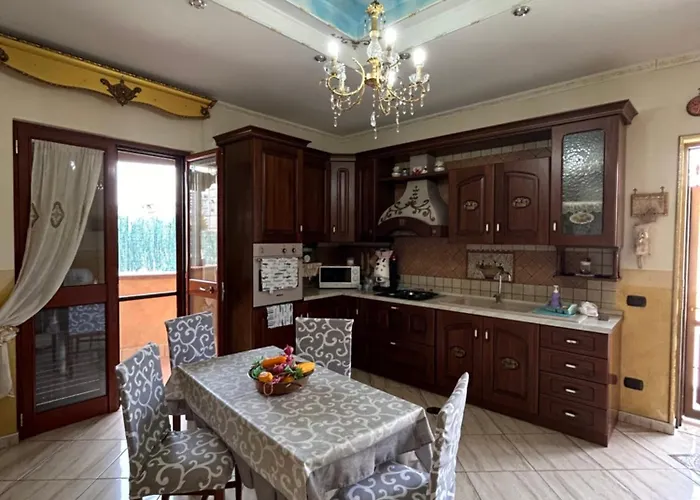 فندق مبيت وإفطار Maison Lucky- توري أنونزياتا