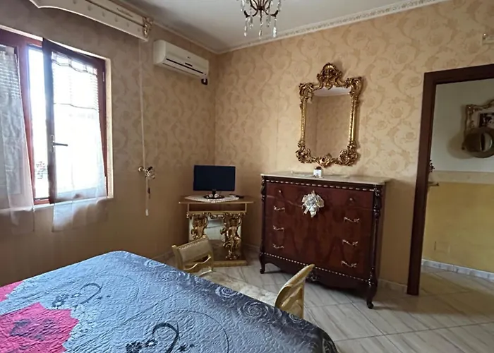 فندق مبيت وإفطار Maison Lucky- توري أنونزياتا